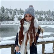 Estudiante universitaria de Educación infantil, ofrece clases de apoyo a primaria y secundaria